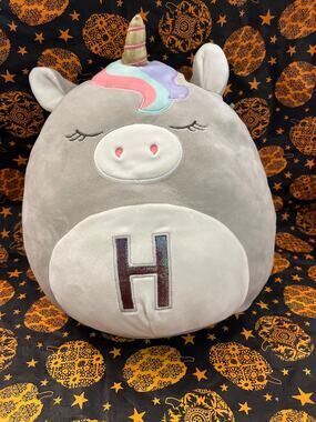 Unicorn H squishmellow